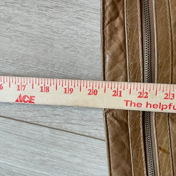 M. Julian Brown Leather Messenger Bag With Adjustable Strap & Multiple Pockets - Picture 5 of 12